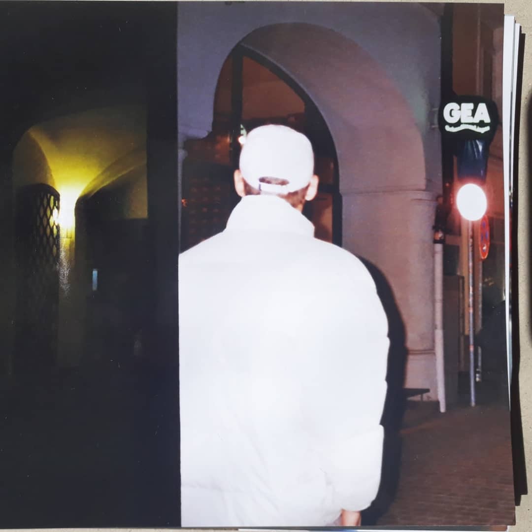 Archive media