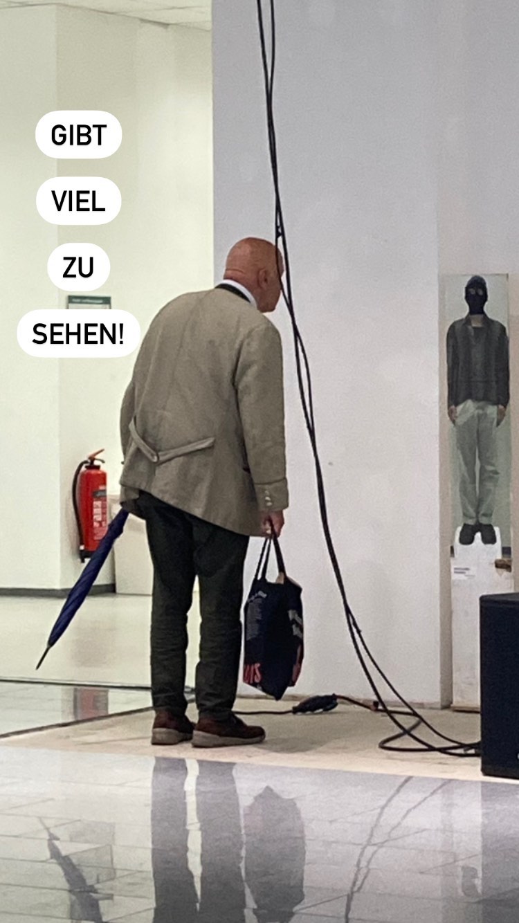 Archive media