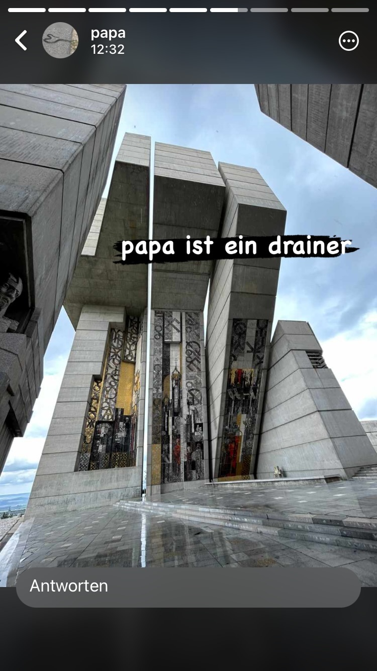Archive media