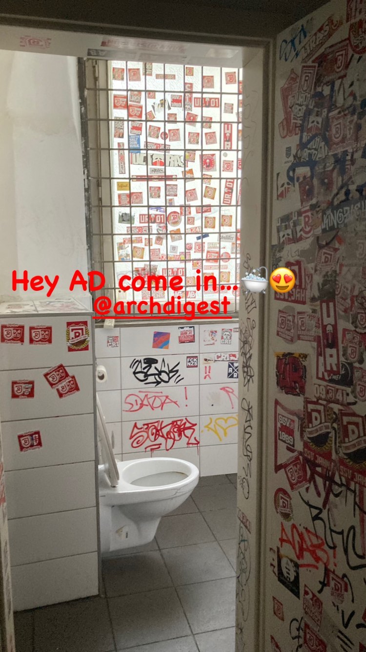 Archive media