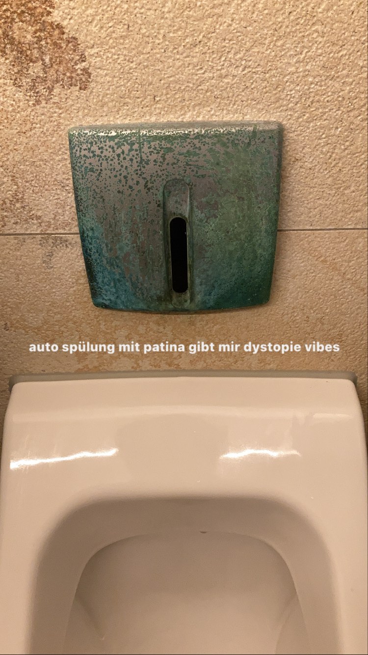 Archive media