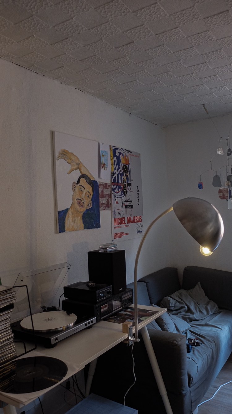 Archive media