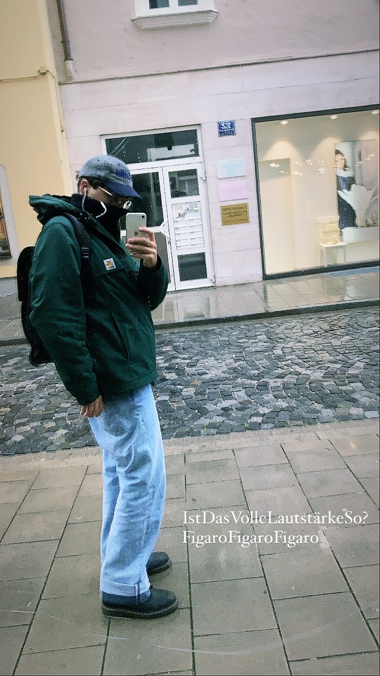 Archive media