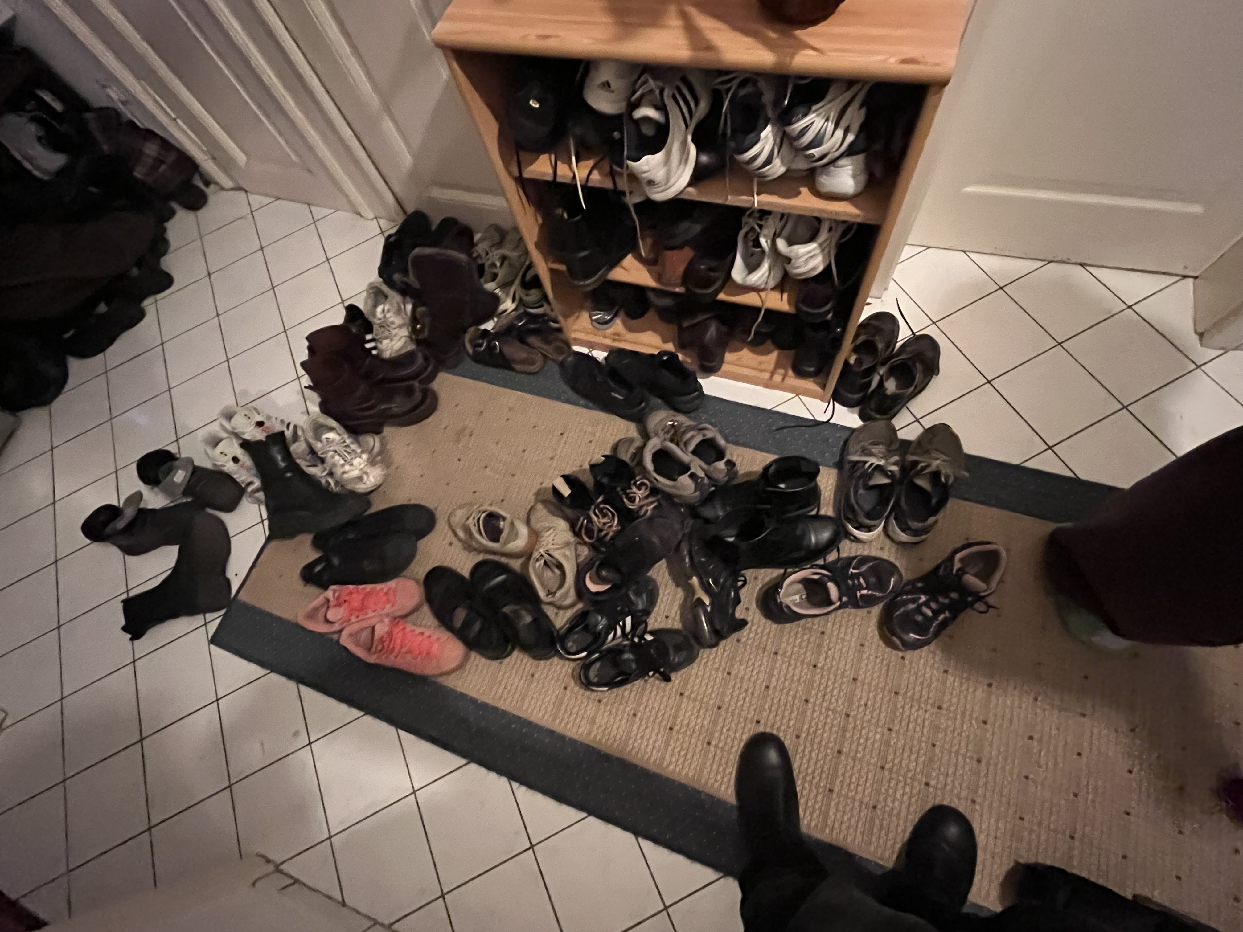 Archive media