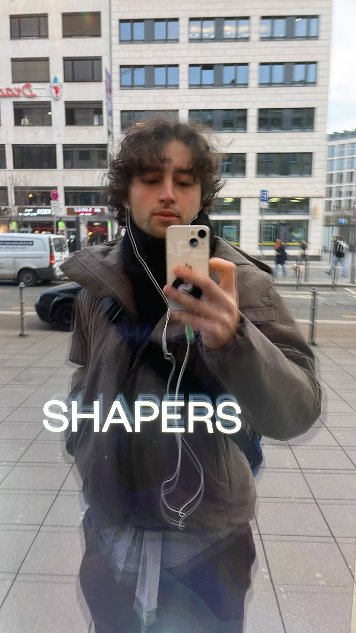 Archive media