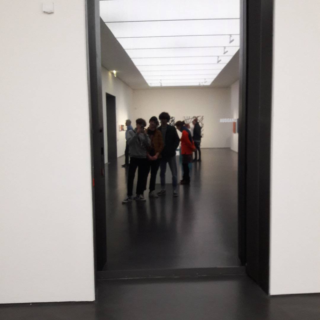 Archive media